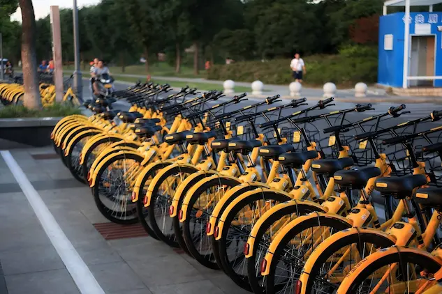 reconstructing the governance of two-wheeled mobility