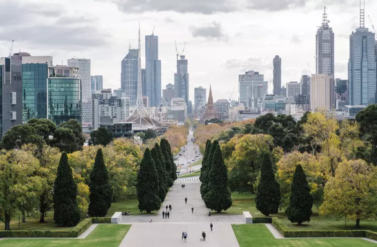 big city park of Melbourne